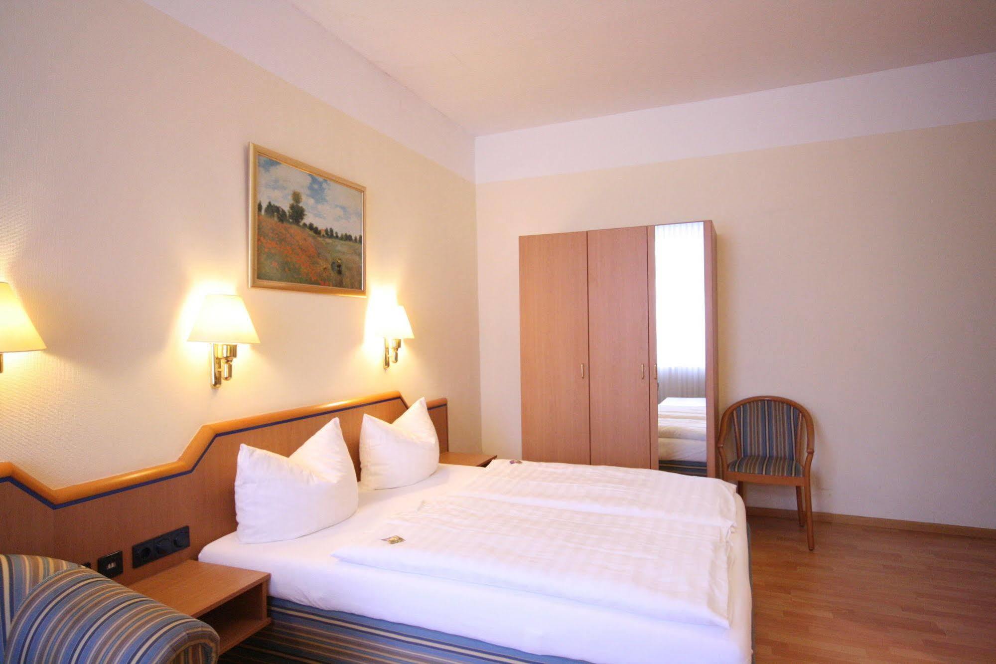 היידלברג Altstadt Hotel מראה חיצוני תמונה