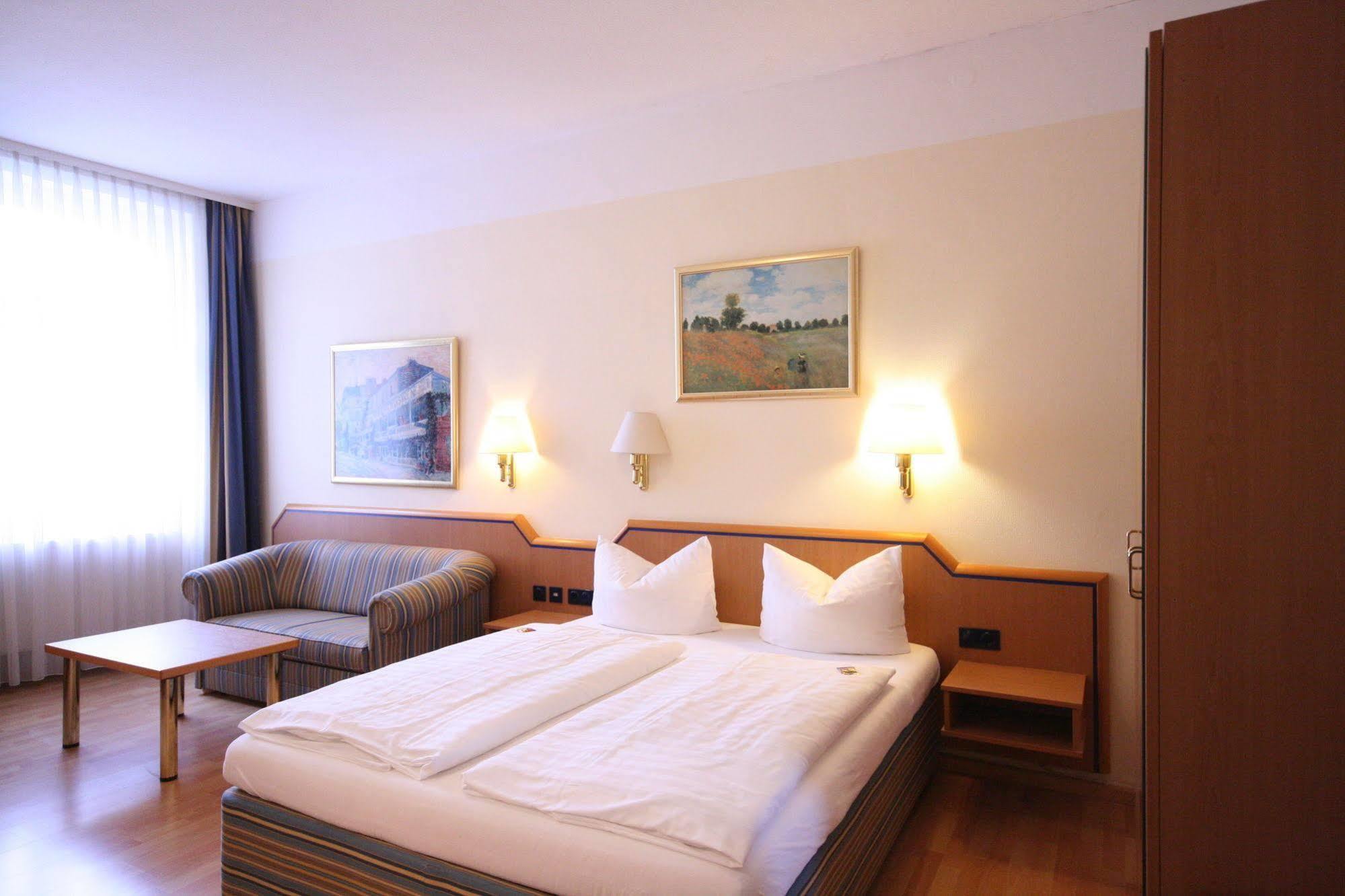 היידלברג Altstadt Hotel מראה חיצוני תמונה
