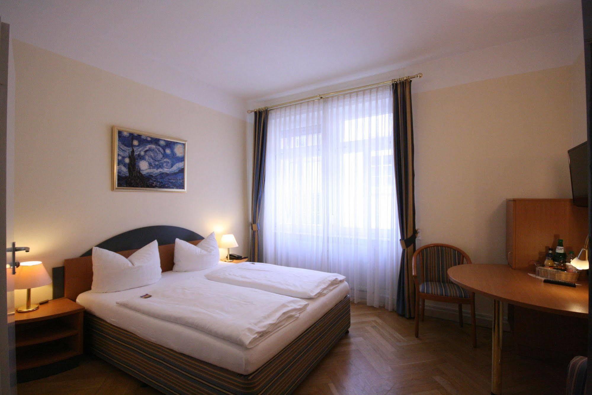 היידלברג Altstadt Hotel מראה חיצוני תמונה